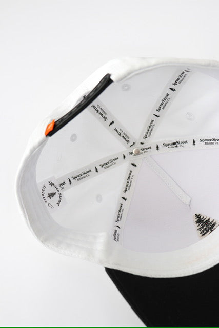 The Hudson: White | Black