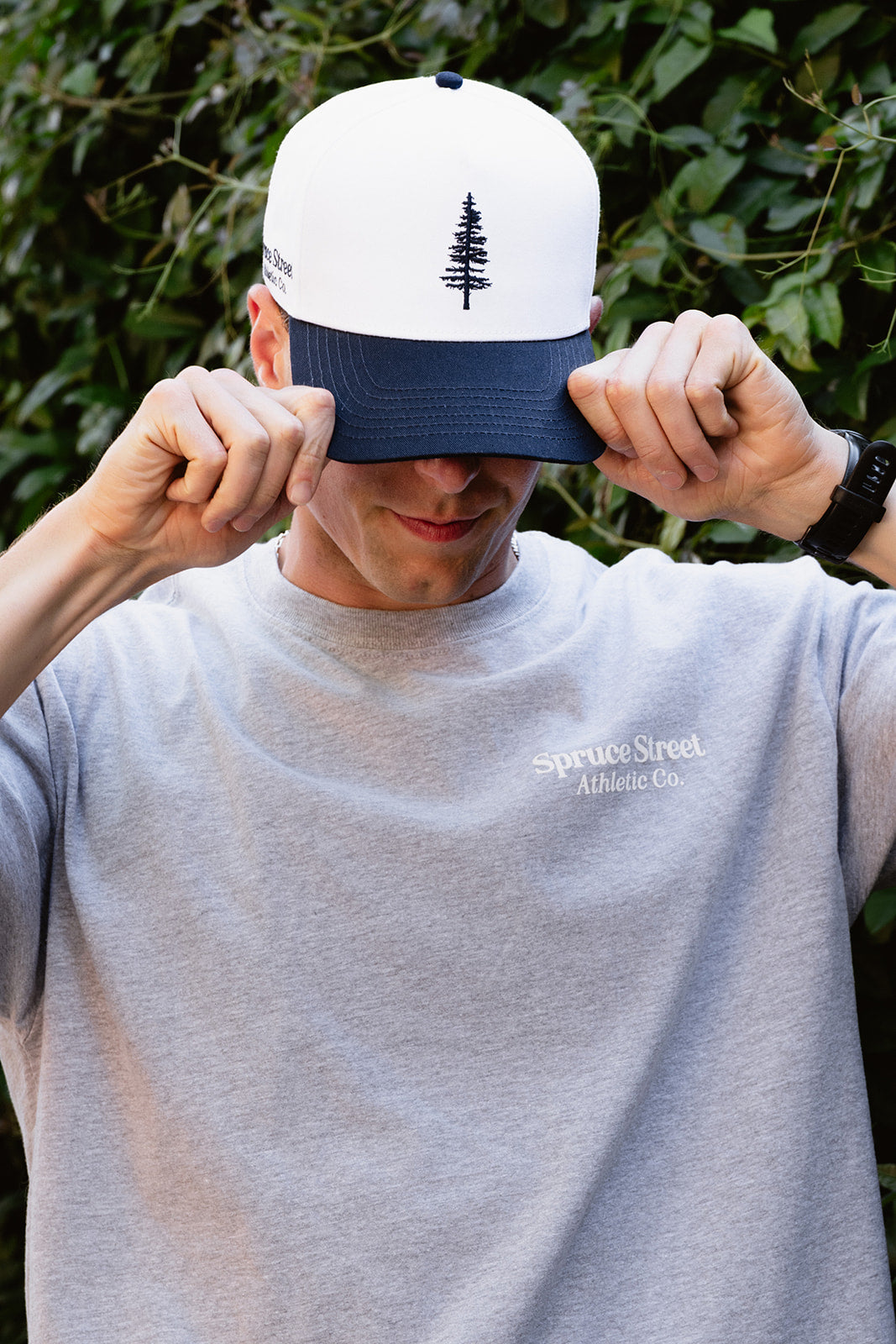 The Hudson: White | Classic Navy